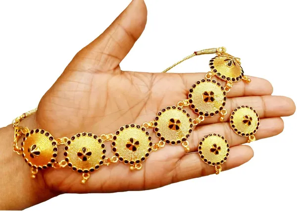 Assamese_Traditional_Gold_Plated_Black_Colour_Golpata_Necklace_Set_For_Women